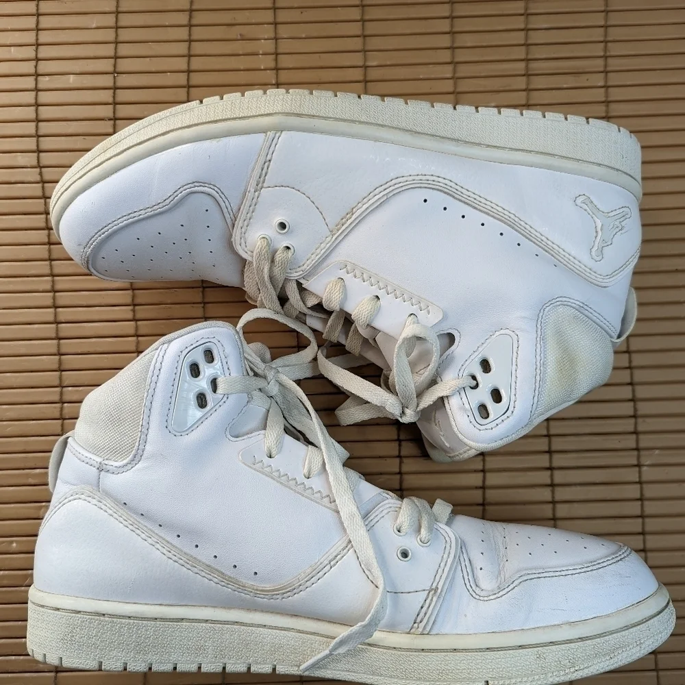 Nike Air Jordan 1 Flight 2 Hi Top White 555798-120 Size 10.5 A22pm